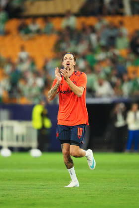 UEFA Champions League: Real Betis Balompie v Feyenoord Rotterdam Seville - Luciano Valente of Feyenoord the competition round of the UEFA Champions League season. The match is set between Real Betis Balompie and Feyenoord Rotterdam at Estadio La Cartuja on 21 October 2026 in Seville, Spain. Copyright: xYannickxVerhoevenx
