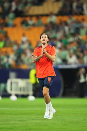UEFA Champions League: Real Betis Balompie v Feyenoord Rotterdam Seville - Luciano Valente of Feyenoord the competition round of the UEFA Champions League season. The match is set between Real Betis Balompie and Feyenoord Rotterdam at Estadio La Cartuja on 21 October 2026 in Seville, Spain. Copyright: xYannickxVerhoevenx