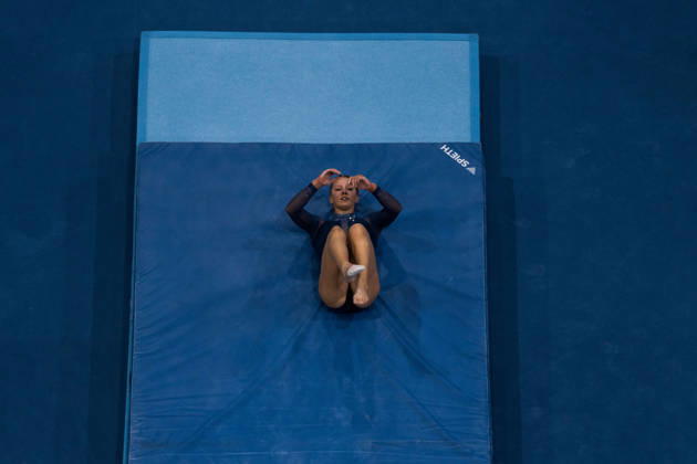 2026 Artistic Gymnastics World Championships, Day 5, Women s Team Final 261021 Dulcy Caylor of United States falls down after competing in balance beam during women s team final on day five of the 2026 Artistic Gymnastics World Championships on October 21, 2026 in Rotterdam. Photo: Joel Marklund BILDBYRÅN kod JM JM0863 bbeng artistisk gymnastik artistic gymnastics gymnastik-vm vm artistic gymnastics world championships final lagfinal team final dam Copyright: JOELxMARKLUND BB261021JM020
