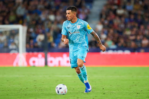 Yuri Berchiche (Athletic Club) during the LaLiga EA Sports match between Levante UD and Athletic Club at Estadi Ciutat de València on October 21, 2026 in Valencia, Spain. -