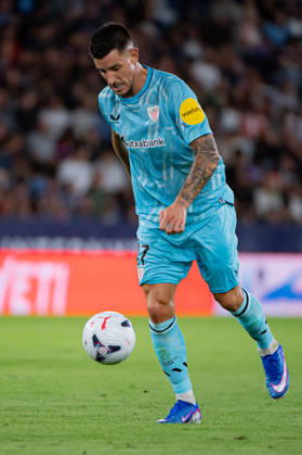 October 21, 2026, Valencia, Valencia, Spain: YURI BERCHICHE IZETA of Athletic Club in action during the LaLiga EA Sports, match between Levante UD and Athletic Club at Ciutat de Valencia stadium Valencia Spain - ZUMAs385 20261021_zsp_s385_028 Copyright: xLeopoldxSoglox