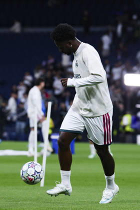 Real Madrid v RB Leipzig - UEFA Champions League 2026 27 October 21, 2026, Santiago Bernabeu stadium, Madrid, Spain: Vinicius Junior of Real Madrid is warm up during UEFA Champions League 2026 27 football match between Real Madrid and RB Leipzig at Santiago Bernabeu stadium on October 21, 2026, in Madrid, Spain. Madrid Santiago Bernabeu Stadium Madrid Spain Copyright: xAlejandroxMatiasxAcostax
