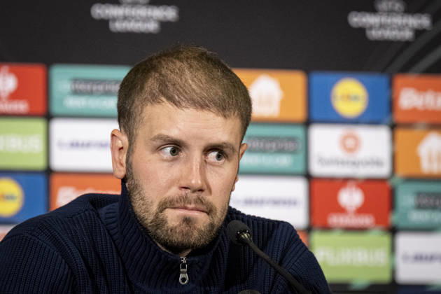 Coach Fabian Hurzeler of Brighton speaks during the press conference, PK, Pressekonferenz prior to the Football Conference League 2nd round match FK Jablonec vs Brighton in Jablonec nad Nisou, Czech Republic, October 21, 2026. (CTKxPhoto RadekxPetrasek) CTKPhotoP2026102108494  CTKPhotoP2026102108494