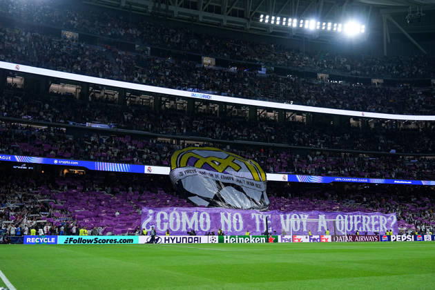 21.10.2026, xydrx, Herren, Fußball, UEFA Champions League, Real Madrid - RB Leipzig, Saison 2026 2027, Estadio Santiago Bernabeu: Choreografie der Fans von Real Marid Regulations prohibit any use of photographs as image sequences and or quasi-video. Copyright: HMBxMedia YannisxDreimann