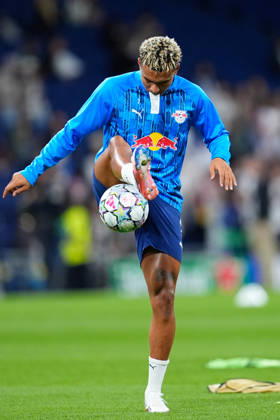 October 21, 2026, Madrid, Madrid, Spain: Antonio Nusa of RB Leipzig warms up during the UEFA Champions League 2026 27 League Phase MD3 match between Real Madrid CF and RB Leipzig at Bernabeu stadium on October 21, 2026, in Madrid, Spain. Real Madrid CF V RB Leipzig - UEFA Champions League 2026 27 League Phase MD3  - ZUMAa181 20261021_zaa_a181_041 Copyright: xDennisxAgyemanx