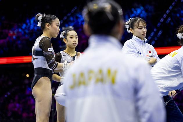 ROTTERDAM - The Japanese gymnasts during the team final at the World Gymnastics Championships in Rotterdam Ahoy. IRIS VAN DEN BROEK ANP xVIxANPxSportx xxANPxIVx 573190168 originalFilename: 573190168.jpg