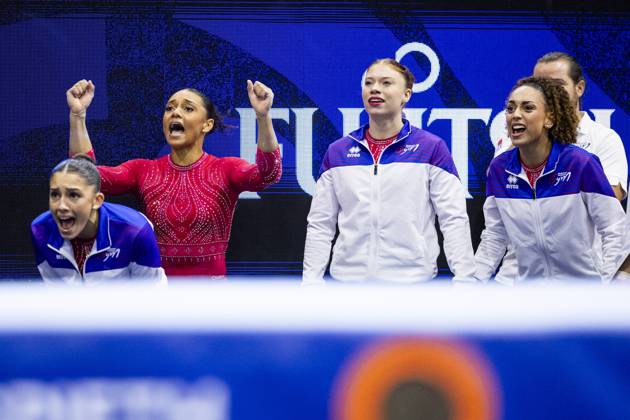 ROTTERDAM - The French gymnasts during the team final at the World Gymnastics Championships in Rotterdam Ahoy. IRIS VAN DEN BROEK ANP xVIxANPxSportx xxANPxIVx 573190960 originalFilename: 573190960.jpg