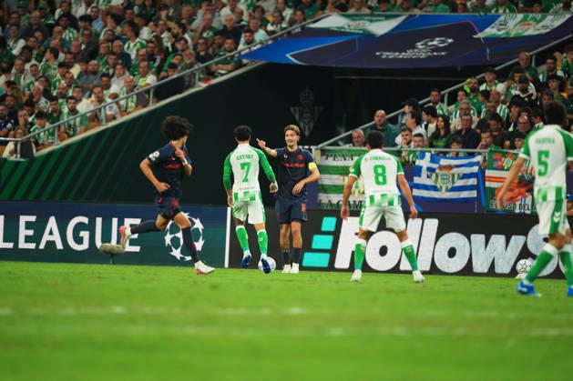 UEFA Champions League: Real Betis Balompie v Feyenoord Rotterdam Seville - Luciano Valente of Feyenoord the competition round of the UEFA Champions League season. The match is set between Real Betis Balompie and Feyenoord Rotterdam at Estadio La Cartuja on 21 October 2026 in Seville, Spain. Copyright: xYannickxVerhoevenx