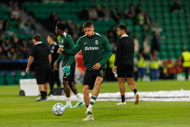 Sergi Altimira seen in football match between Sporting CP and LASK in UEFA Champions League 2026 27 at Estadio JosÃ Alvalade, Lisboa, Portugal (Luis Loureiro Ball Raw Images PT) Lisboa Estadio JosÃ Alvalade Portugal Copyright: xLuisxLoureirox LloureiroSPCxLUSK-0958