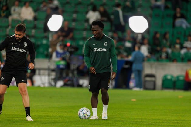 Nestory Irankunda seen in football match between Sporting CP and LASK in UEFA Champions League 2026 27 at Estadio JosÃ Alvalade, Lisboa, Portugal (Luis Loureiro Ball Raw Images PT) Lisboa Estadio JosÃ Alvalade Portugal Copyright: xLuisxLoureirox LloureiroSPCxLUSK-0972