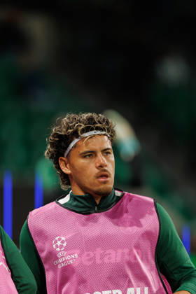 Maxi Araujo seen in football match between Sporting CP and LASK in UEFA Champions League 2026 27 at Estadio JosÃ Alvalade, Lisboa, Portugal (Luis Loureiro Ball Raw Images PT) Lisboa Estadio JosÃ Alvalade Portugal Copyright: xLuisxLoureirox LloureiroSPCxLUSK-1051