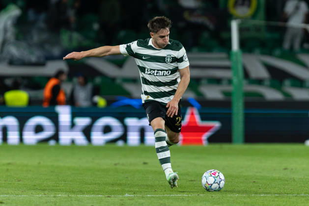 October 21, 2026, Lisbon, Lisbon, Portugal: Sporting defender from Spain IVAN FRESNEDA (22) in action during the game for the League Phase for the UEFA Champions League between Sporting and LASK Linz at Estadio Jose de Alvalade Soccer 2026: Sporting Vs LASK Linz  - ZUMAs359 20261021_zsp_s359_022 Copyright: xAlexandrexdexSousax