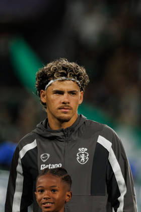 Maxi Araujo seen in football match between Sporting CP and LASK in UEFA Champions League 2026 27 at Estadio JosÃ Alvalade, Lisboa, Portugal (Luis Loureiro Ball Raw Images PT) Lisboa Estadio JosÃ Alvalade Portugal Copyright: xLuisxLoureirox LloureiroSPCxLUSK-1275