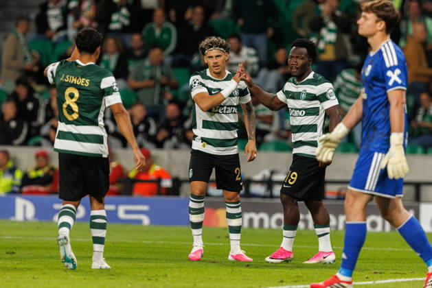 Luis Suarez and Nestory Irankunda seen in football match between Sporting CP and LASK in UEFA Champions League 2026 27 at Estadio JosÃ Alvalade, Lisboa, Portugal (Luis Loureiro Ball Raw Images PT) Lisboa Estadio JosÃ Alvalade Portugal Copyright: xLuisxLoureirox LloureiroSPCxLUSK-1374