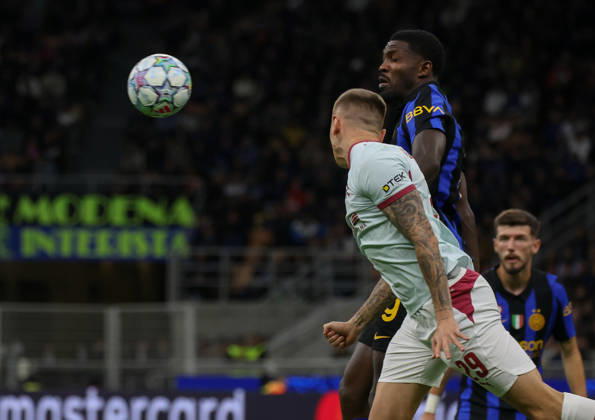October 21, 2026, Milan: FC Inter Milan s forward Marcus Thuram in action against FC Shakhtar Donetsk s mildfielder Yegor Nazaryna during the UEFA Champions League soccer match between FC Inter Milan and FC Shakhtar Donetsk at Giuseppe Meazza stadium in Milan, 21 October 2026. ANSA MATTEO BAZZI. UEFA Champions League; FC Inter Milan Vs FC Shakhtar Donetsk  - ZUMAa110 20261021_zaf_a110_063 Copyright: xMatteoxBazzix
