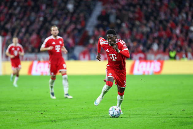 21.10.2026, GER, Fussball, Herren, UEFA Champions League, Saison 2026 2027, 3. Spieltag, FC Bayern München vs. FC Arsenal Alphonso Davies ( FC Bayern München 19 ) München Allianz Arena Bayern Deutschland Copyright: xNordphoto Schneiderx