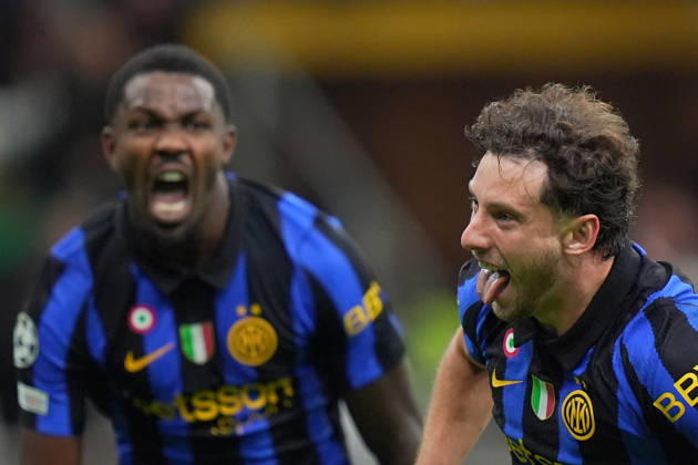 Inter Milan s Carlos Augusto celebrates after scoring 1-0 during the Uefa Champions League soccer match between Inter and Shakhtar Donetsk at San Siro Stadium in Milan , Italy - Wednesday October 21 , 2026. - Soccer  Copyright: xSpada LaPressex