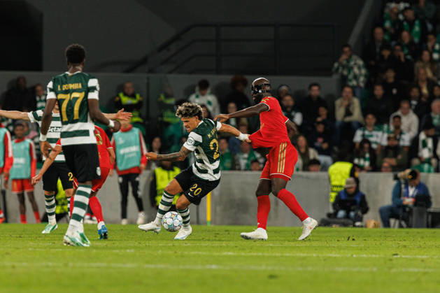 .s20. seen in football match between Sporting CP and LASK in UEFA Champions League 2026 27 at Estadio JosÃ Alvalade, Lisboa, Portugal (Luis Loureiro Ball Raw Images PT) Lisboa Estadio JosÃ Alvalade Portugal Copyright: xLuisxLoureirox LloureiroSPCxLUSK-2665