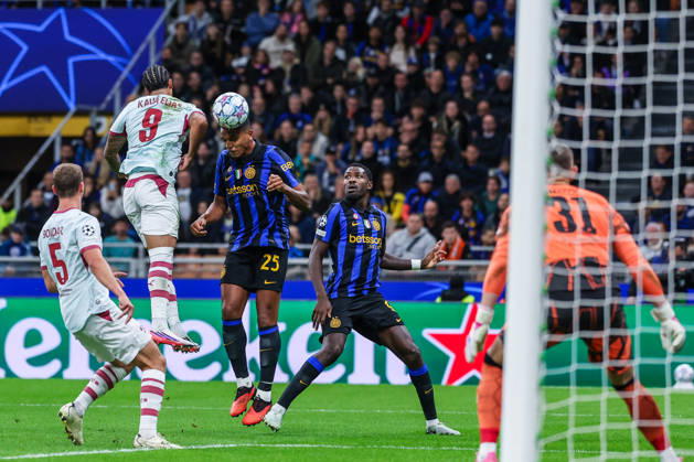 SOCCER - UEFA Champions League - Inter - FC Internazionale vs. Shakhtar Donetsk Photo by IPA ABACAPRESS.COM90001642 - Manuel Akanji of FC Internazionale in action during the 2026 27 UEFA Champions League group stage—Matchday 3—in the soccer match between FC Internazionale and FC Shakhtar Donetsk. Milan Italy  Copyright: xIPAxSport ABACAx