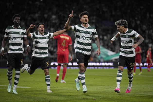 LISBON, PORTUGAL - OCTOBER 21: Luis Suarez of Sporting CP celebrates with teammates during the UEFA Champions League 2026 27 League Phase MD3 match between Sporting Club de Portugal and LASK at Estadio Jose Alvalade on October 21, 2026 in Lisbon, Portugal (Photo by Pedro Loureiro Sports Press Photo SPP) Copyright: xSportsxPressxPhotox Sportspressphoto_SPR263155