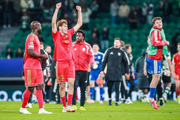 SOCCER - UEFA CL, Sporting vs LASK LISBON,PORTUGAL,21.OCT.26 - SOCCER - UEFA Champions League, Sporting Club de Portugal vs Linzer ASK. Image shows the rejoicing of Joao Tornich (LASK).  GEPAxpictures xManuelxBinder