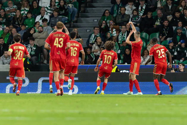 October 21, 2026, Lisbon, Lisbon, Portugal: Lask midfielder from Czechia KRYSTOF DANEK (9) celebrates with teammates after scoring a goal during the game for the League Phase for the UEFA Champions League between Sporting and LASK Linz at Estadio Jose de Alvalade Soccer 2026: Sporting 2:3 LASK Linz  - ZUMAs359 20261021_zsp_s359_108 Copyright: xAlexandrexdexSousax