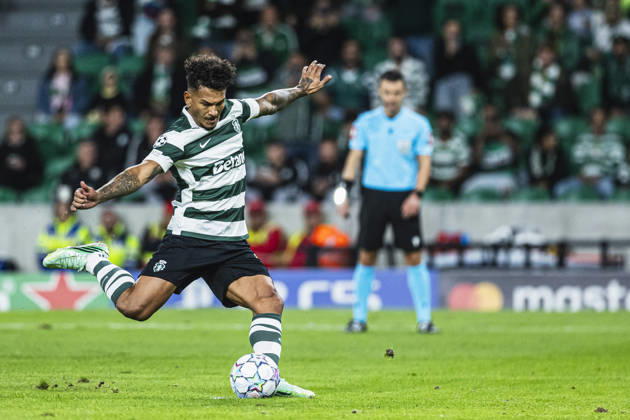 LISBON, PORTUGAL - OCTOBER 21: Luis Suárez of Sporting CP shoots a penalty kick during the match between Sporting CP v Lask at Estádio José Alvalade on October 21, 2026 in Lisbon, Portugal (Photo by Joao Bravo Sports Press Photo) Copyright: xSportsxPressxPhotox Sportspressphoto_SPR263189