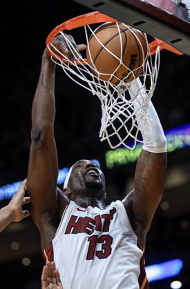 NBA, Basketball Herren, USA - Miami Heat vs Minnesota Timberwolves Miami Heat Center Forward Bam Adebayo in action during the NBA basketball game between the Miami Heat and Minnesota Timberwolves at the Kaseya Center in Miami, Florida, USA, 21 October 2026. MIAMI FLORIDA United States  Copyright: xCRISTOBALxHERRERA-ULASHKEVICHx
