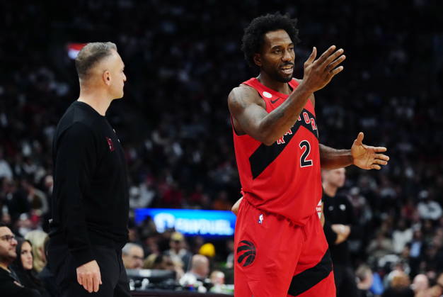 October 21, 2026, Toronto, On, Canada: Toronto Raptors Kawhi Leonard (2) with with head coach Darko Rajakovic during second half NBA, Basketball Herren, USA basketball action against the Chicago Bulls in Toronto on Wednesday, Oct. 21, 2026. Canada News - October 21, 2026  - ZUMAc35_ 20261021_zaf_c35_307 Copyright: xFrankxGunnx
