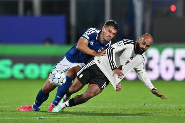 SOCCER - UEFA Champions League - Como 1907 vs. Manchester United, ManU Photo by IPA ABACAPRESS.COM90019130 - Marc-Oliver Kempf of Como 1907 and Bryan Mbeumo of Manchester United F.C. are in action during the UEFA Champions League Matchday 3 soccer match between Como 1907 and Manchester United F.C. at the Giuseppe Sinigaglia Stadium on October 21, 2026, in Como, Italy. Como Italy  Copyright: xIPAxSport ABACAx