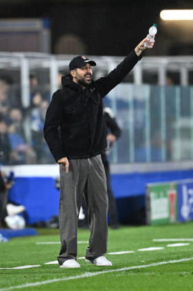 SOCCER - UEFA Champions League - Como 1907 vs. Manchester United, ManU Photo by IPA ABACAPRESS.COM90019133 - Cesc Fabregas, head coach of Como 1907, takes part in the UEFA Champions League Matchday 3 soccer match between Como 1907 and Manchester United F.C. at the Giuseppe Sinigaglia Stadium on October 21, 2026, in Como, Italy. Como Italy  Copyright: xIPAxSport ABACAx
