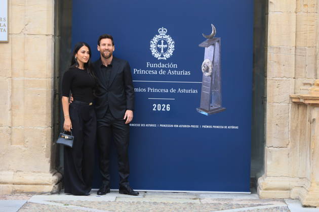 ESP: Messi arrives at the Hotel de la Reconquista to attend the 2026 Princess of Asturias Awards. Leo Messi and the director of the Princess of Asturias Foundation, Teresa Sanjurjo, at the entrance to the Hotel de la Reconquista, on October 22, 2026, in Oviedo, Spain. The Argentine soccer player will receive the 2026 Princess of Asturias Award for Sports tomorrow. Asturias Copyright: xNachoxVelax xAgenciaxLofx