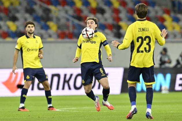 Royale Union Saint-Gilloise v Hapoel Beer-Sheva FC - UEFA Europa League DUSSELDORF, GERMANY - OCTOBER 22 : Van De Perre Kamiel midfielder of Royale Union Saint-Gilloise during the UEFA Europa League 2026 27 League Phase matchday 3 match between Royale Union Saint-Gilloise and Hapoel Beer-Sheva FC on October 22, 2026 in Dusseldorf, Germany, 22 10 2026 Dusseldorf Germany  Copyright: xDhax