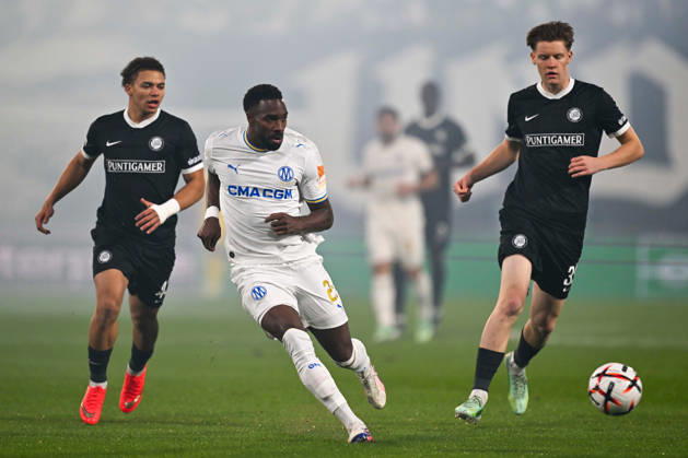 SOCCER - UEFA EL, Sturm vs Marseille GRAZ,AUSTRIA,22.OCT.26 - SOCCER - UEFA Europa League, SK Sturm Graz vs Olympique de Marseille. Image shows Jacob Hoedl (Sturm), Ulisses Garcia (Marseille) and Luca Weinhandl (Sturm).  GEPAxpictures xAvnixRetkoceri