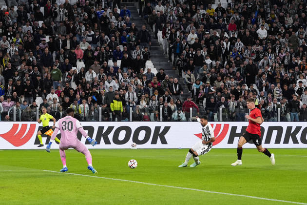 Juventus Zeki Çelik scoring the opening goal for his team 1-0 during the UEFA Europa League soccer match, between Juventus and Rennes at the Allianz Stadium in Turin, north west Italy - Matchday 3- Thursday, October 22, 2026. - Soccer  Copyright: xFabioxFerrari LaPressex
