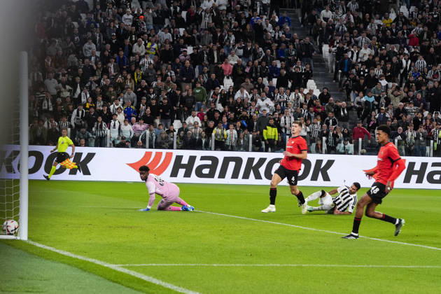 Juventus Zeki Çelik scoring the opening goal for his team 1-0 during the UEFA Europa League soccer match, between Juventus and Rennes at the Allianz Stadium in Turin, north west Italy - Matchday 3- Thursday, October 22, 2026. - Soccer  Copyright: xFabioxFerrari LaPressex