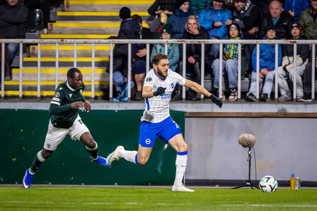 JABLONEC - BRIGHTON Jaouen Hadjam of Brighton and Saidou Alioum of Jablonec during the matchday 2 of League phase round of UEFA Conference league football match between FK Jablonec and Brighton and Hove Albion at Stadion Strelnice. Jablonec nad Nisou, Czechia, October 22, 2026. Photo by Branislav Racko Copyright: xx 080A3587