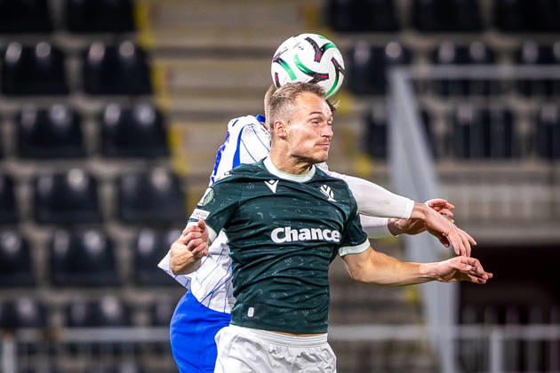 JABLONEC - BRIGHTON Costinha of Brighton and Matej Polidar of Jablonec during the matchday 2 of League phase round of UEFA Conference league football match between FK Jablonec and Brighton and Hove Albion at Stadion Strelnice. Jablonec nad Nisou, Czechia, October 22, 2026. Photo by Branislav Racko Copyright: xx 080A3739