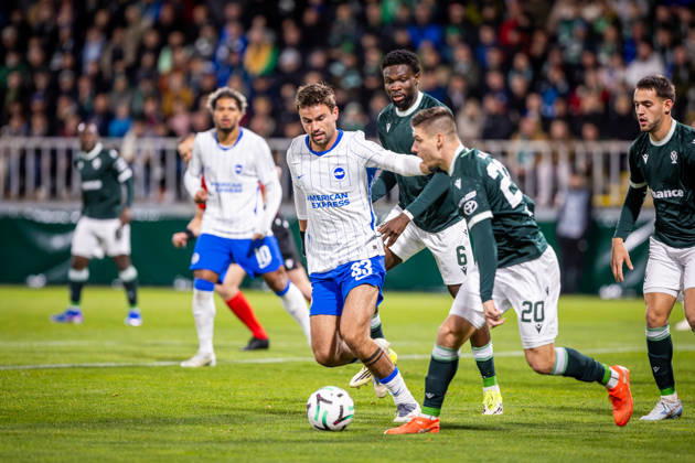 JABLONEC - BRIGHTON Matt O Riley of Brighton and Jiri Slama of Jablonec during the matchday 2 of League phase round of UEFA Conference league football match between FK Jablonec and Brighton and Hove Albion at Stadion Strelnice. Jablonec nad Nisou, Czechia, October 22, 2026. Photo by Branislav Racko Copyright: xx 080A3655