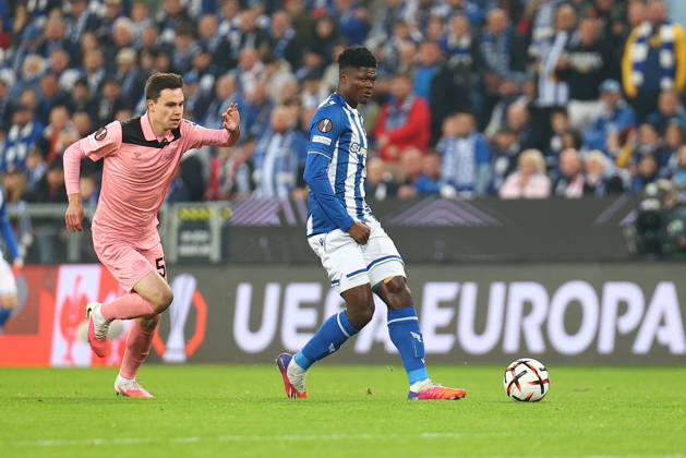 POZNAN 22.10.2026 MECZ 3. KOLEJKA LIGA EUROPY SEZON 2026 27: LECH POZNAN - SUNDERLAND AFC --- UEFA EUROPA LEAGUE MATCHDAY 3 LEAGUE PHASE SEASON 2026 27: LECH POZNAN - SUNDERLAND AFC NZ TIMUR TUTEROV TERRY YEGBE FOT. PATRYK PINDRAL 400MM.PL NEWSPIX.PL --- newspix.pl 