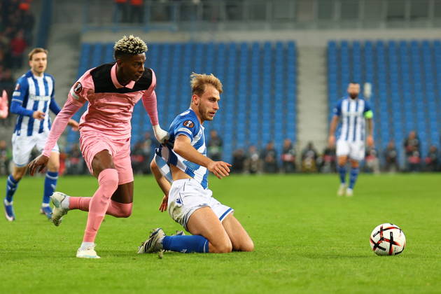 POZNAN 22.10.2026 MECZ 3. KOLEJKA LIGA EUROPY SEZON 2026 27: LECH POZNAN - SUNDERLAND AFC --- UEFA EUROPA LEAGUE MATCHDAY 3 LEAGUE PHASE SEASON 2026 27: LECH POZNAN - SUNDERLAND AFC NZ NILSON ANGULO MICHAL GURGUL FOT. PATRYK PINDRAL 400MM.PL NEWSPIX.PL --- newspix.pl 