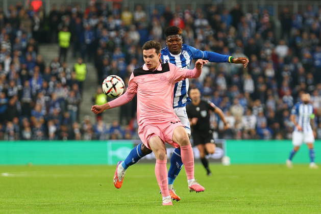 POZNAN 22.10.2026 MECZ 3. KOLEJKA LIGA EUROPY SEZON 2026 27: LECH POZNAN - SUNDERLAND AFC --- UEFA EUROPA LEAGUE MATCHDAY 3 LEAGUE PHASE SEASON 2026 27: LECH POZNAN - SUNDERLAND AFC NZ TIMUR TUTEROV TERRY YEGBE FOT. PATRYK PINDRAL 400MM.PL NEWSPIX.PL --- newspix.pl 