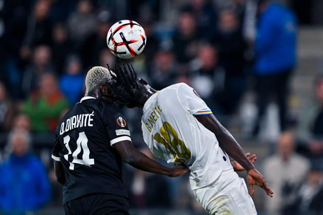 SOCCER - UEFA EL, Sturm vs Marseille GRAZ,AUSTRIA,22.OCT.26 - SOCCER - UEFA Europa League, SK Sturm Graz vs Olympique de Marseille. Image shows Oumar Diakite (Sturm) and Bamo Meite (Marseille).  GEPAxpictures xAvnixRetkoceri