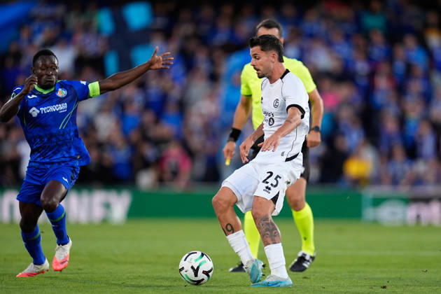 October 22, 2026, Getafe, Madrid, Spain: Uran Bislimi of FC Lugano passes the ball during the UEFA Conference League 2026 27 League Phase MD2 football match between Getafe CF and FC Lugano at Coliseum de Getafe stadium on October 22, 2026, in Getafe, Spain. Getafe Spain - ZUMAa181 20261022_zaa_a181_032 Copyright: xDennisxAgyemanx