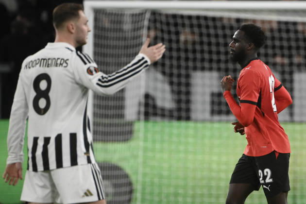 Juventus v Rennes - UEFA Europa League TURIN, ITALY, OCTOBER 22: Rennes forward Boulaye Dia (R) celebrates after scores his team s second goal fight for the ball with during the UEFA Europa League phase day 3 football match between Juventus and Rennes at the Juventus Stadium in Turin Italy, on October 22, 2026. Isabella Bonotto Anadolu Turin Italy. Editorial use only. Please get in touch for any other usage.  Copyright: x2026xAnadoluxIsabellaxBonottox