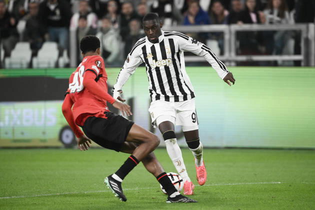 Juventus v Rennes - UEFA Europa League TURIN, ITALY - OCTOBER 22: Randal Kolo Muani (R) of Juventus in action against Abdelhamid Ait Boudlal (L) of Rennes during the UEFA Europa League week 3 football match between Juventus and Rennes at the Juventus Stadium in Turin Italy, on October 22, 2026. Isabella Bonotto Anadolu Turin Italy. Editorial use only. Please get in touch for any other usage.  Copyright: x2026xAnadoluxIsabellaxBonottox