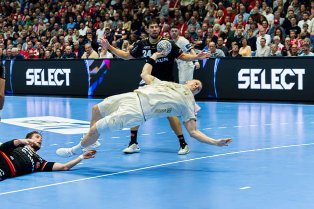 Kassel, Deutschland 22. Oktober 2026: EHF Champions League - 2026 2027 - Gruppenphase - Gruppe B - Sp. 5 - MT Melsungen gegen Orlen Wisla Plock Im Bild: Dawid Dawydzik (SPR) beim Torwurf Rothenbach-Halle Hessen Copyright: xFotostandx xKruczynskix