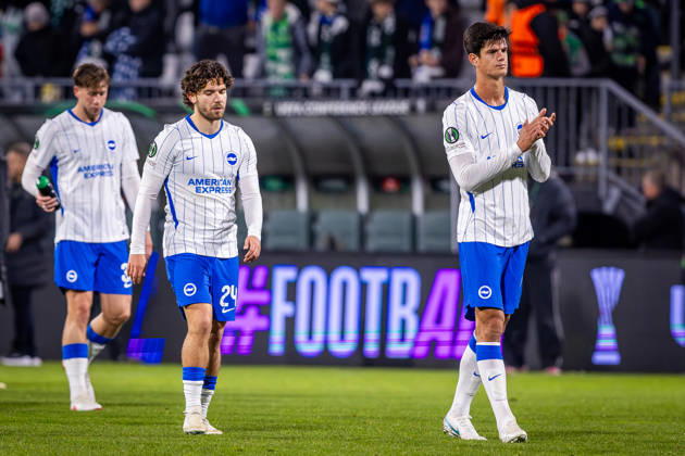 JABLONEC - BRIGHTON Chema Andres, Ferdi Kadioglu of Brighton thank to the fans after the matchday 2 of League phase round of UEFA Conference league football match between FK Jablonec and Brighton and Hove Albion at Stadion Strelnice. Jablonec nad Nisou, Czechia, October 22, 2026. Photo by Branislav Racko Copyright: xx 080A6071