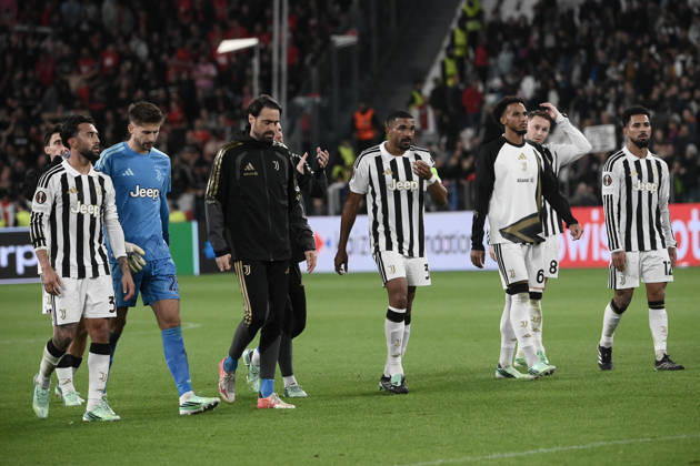 Juventus v Rennes - UEFA Europa League TURIN, ITALY - OCTOBER 22: Players of Juventus greet the fans after the UEFA Europa League week 3 football match between Juventus and Rennes at the Juventus Stadium in Turin Italy, on October 22, 2026. Isabella Bonotto Anadolu Turin Italy. Editorial use only. Please get in touch for any other usage.  Copyright: x2026xAnadoluxIsabellaxBonottox