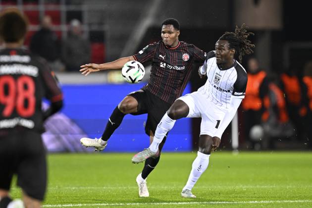 FC Midtjylland v Sint-Truidense VV - UEFA Conference League HERNING, DENMARK - OCTOBER 22 : Diao Ousmane defender of Midtjylland and Soelle Soelle Frederic forward of Sint-Truidense VV during the UEFA Conference League 2026 27 League Phase matchday 2 match between FC Midtjylland and Sint-Truidense VV on October 22, 2026 in Herning, Denmark, 22 10 2026 Herning Denmark  Copyright: xTomasxSiskx